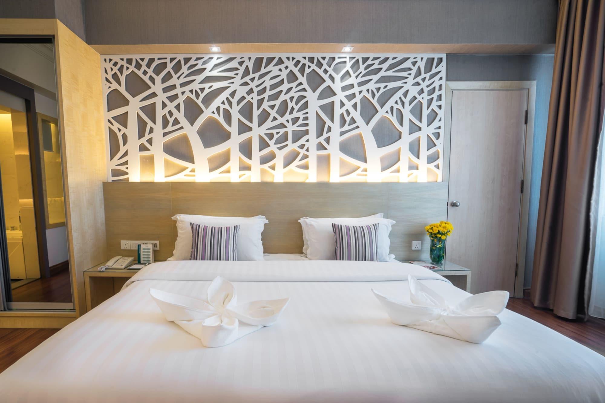 Crystal Crown Hotel פטלין ג'איה מראה חיצוני תמונה