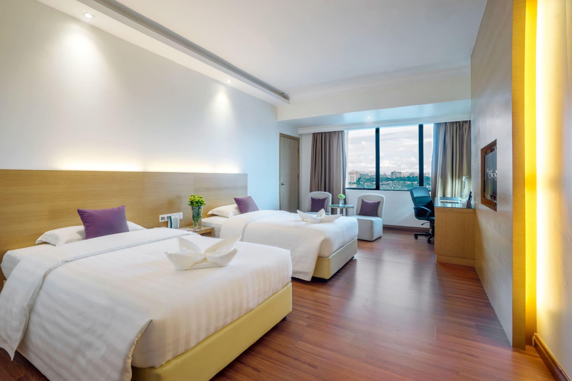 Crystal Crown Hotel פטלין ג'איה מראה חיצוני תמונה
