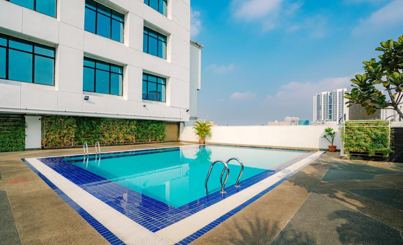 Crystal Crown Hotel פטלין ג'איה מראה חיצוני תמונה